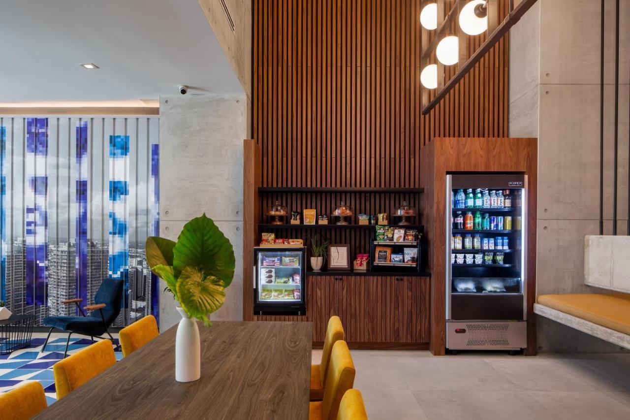 Atwell Suites Miami Brickell By Ihg Bagian luar foto