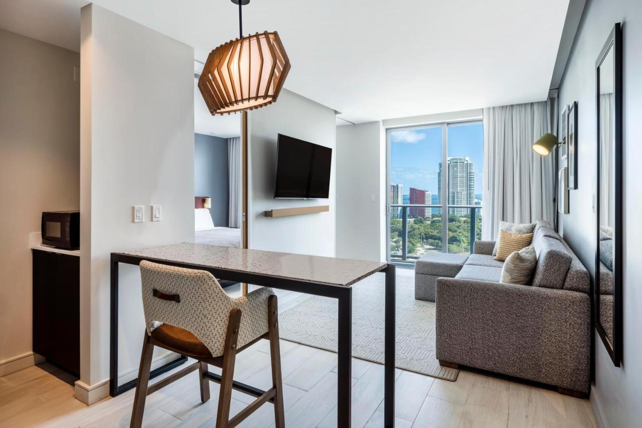 Atwell Suites Miami Brickell By Ihg Bagian luar foto