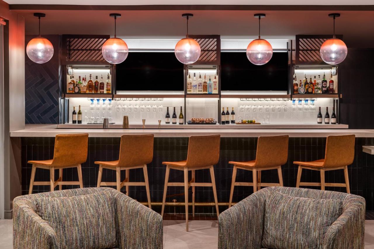 Atwell Suites Miami Brickell By Ihg Bagian luar foto