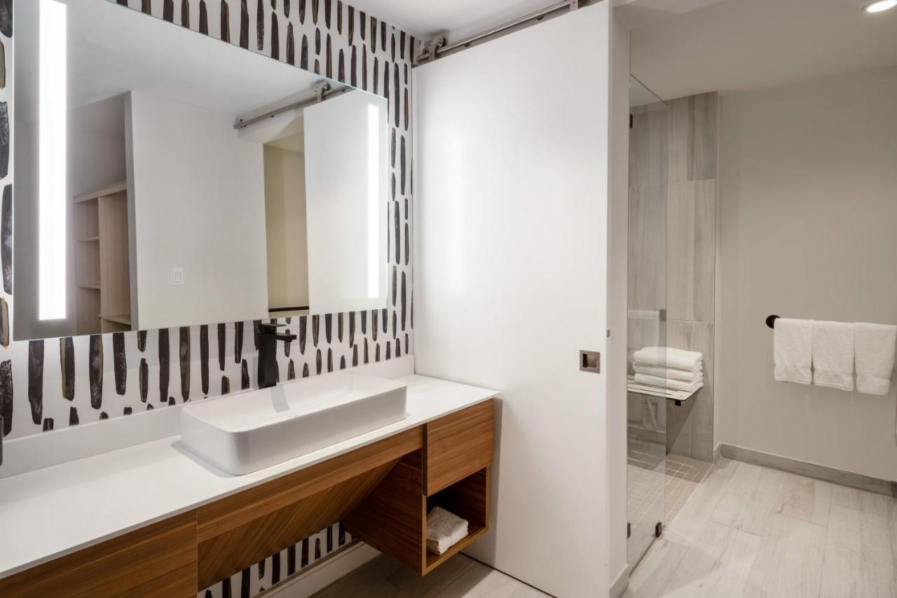 Atwell Suites Miami Brickell By Ihg Bagian luar foto