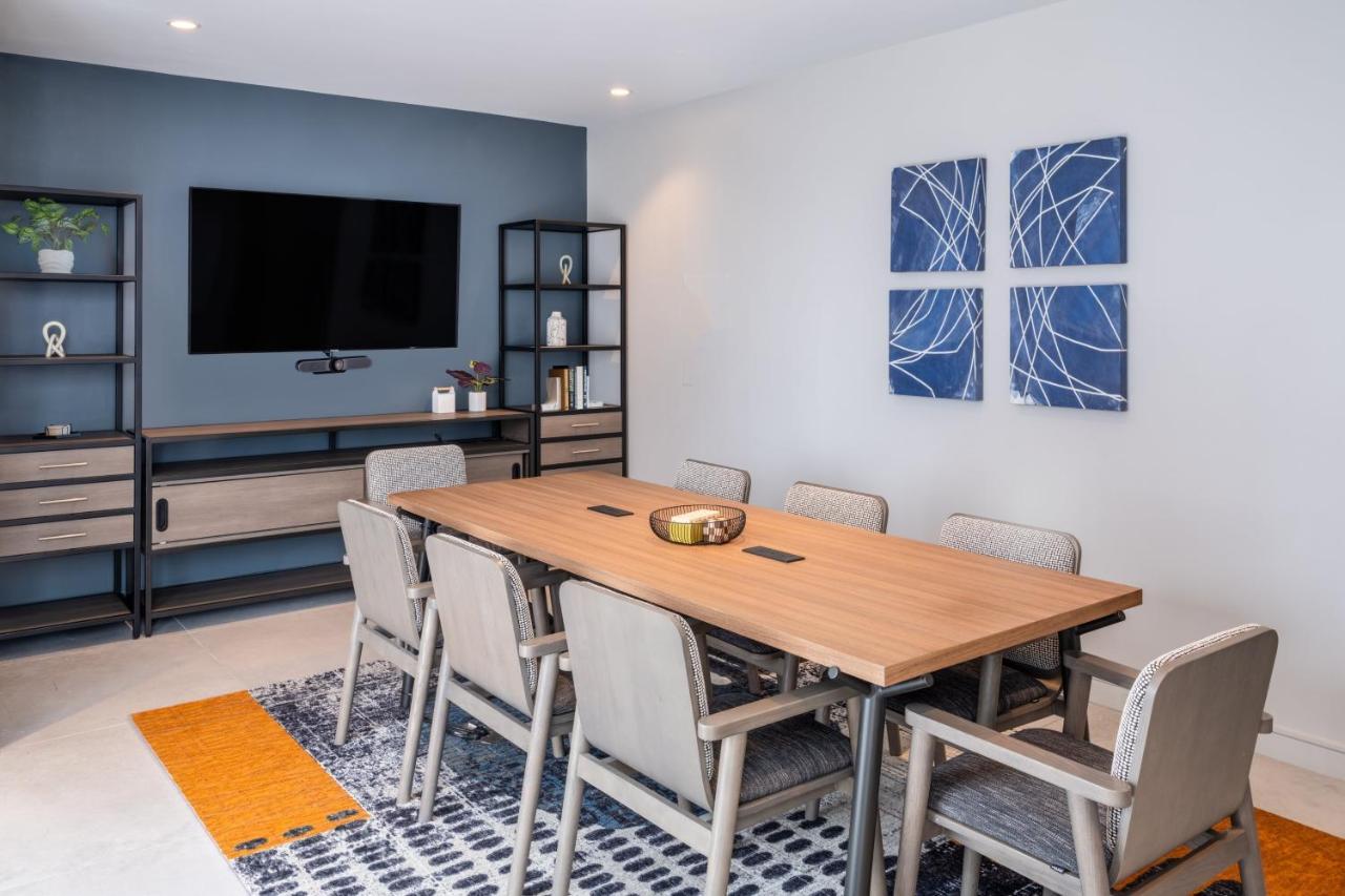Atwell Suites Miami Brickell By Ihg Bagian luar foto
