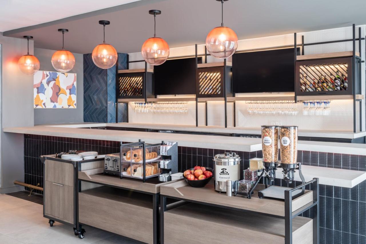 Atwell Suites Miami Brickell By Ihg Bagian luar foto