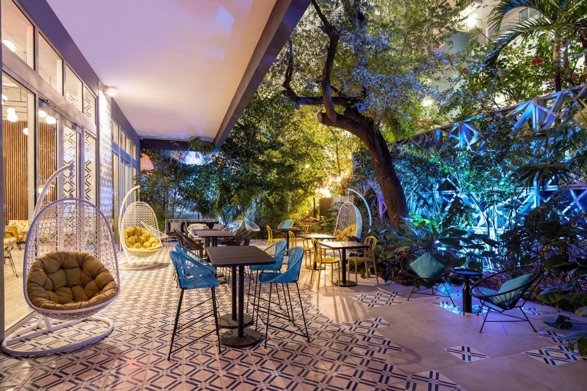 Atwell Suites Miami Brickell By Ihg Bagian luar foto